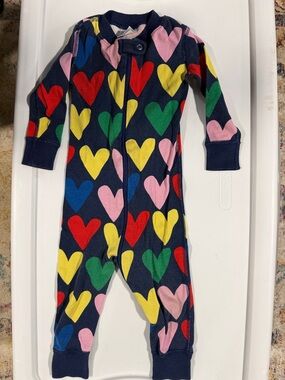 Hanna Andersson Kids Navy One-Piece Pajamas with Multicolor Heart Print